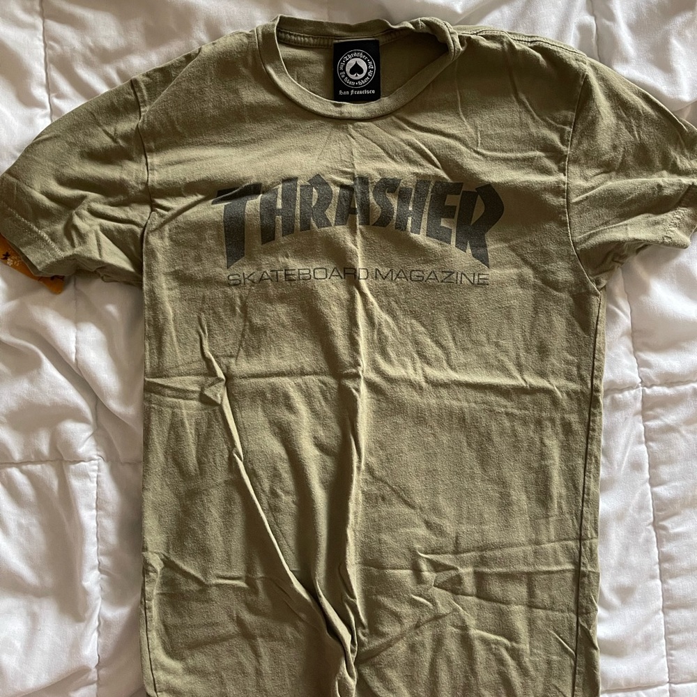 thrasher t-shirt